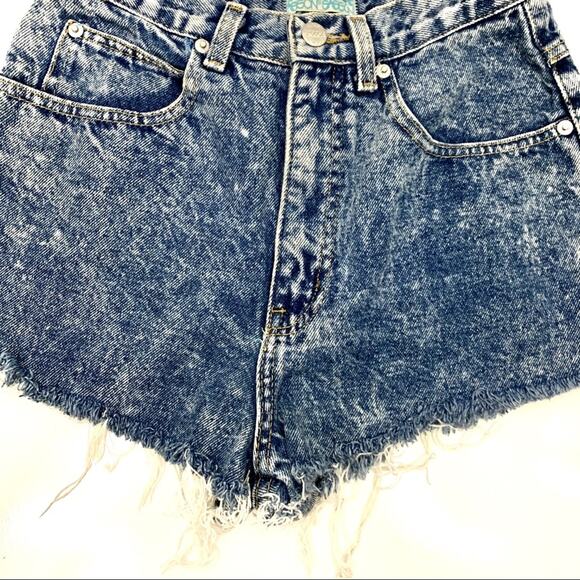 Sasson Vintage RARE Acid Wash Cutoff Denim Jean Shorts 6 - Picture 5 of 16